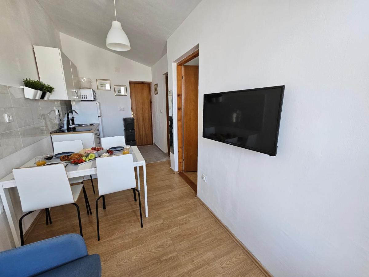 Studio Apartment Pegy Вир Экстерьер фото